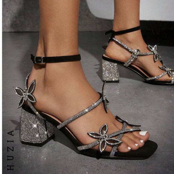 SHEIN Rhinestone's Block-Heeled Butterfly Sandals in Black (Size 7) - Picture 7 of 12